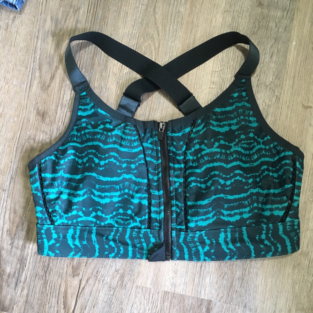 Fabletics bra